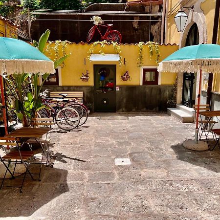 Bibike Apartment Катания Екстериор снимка